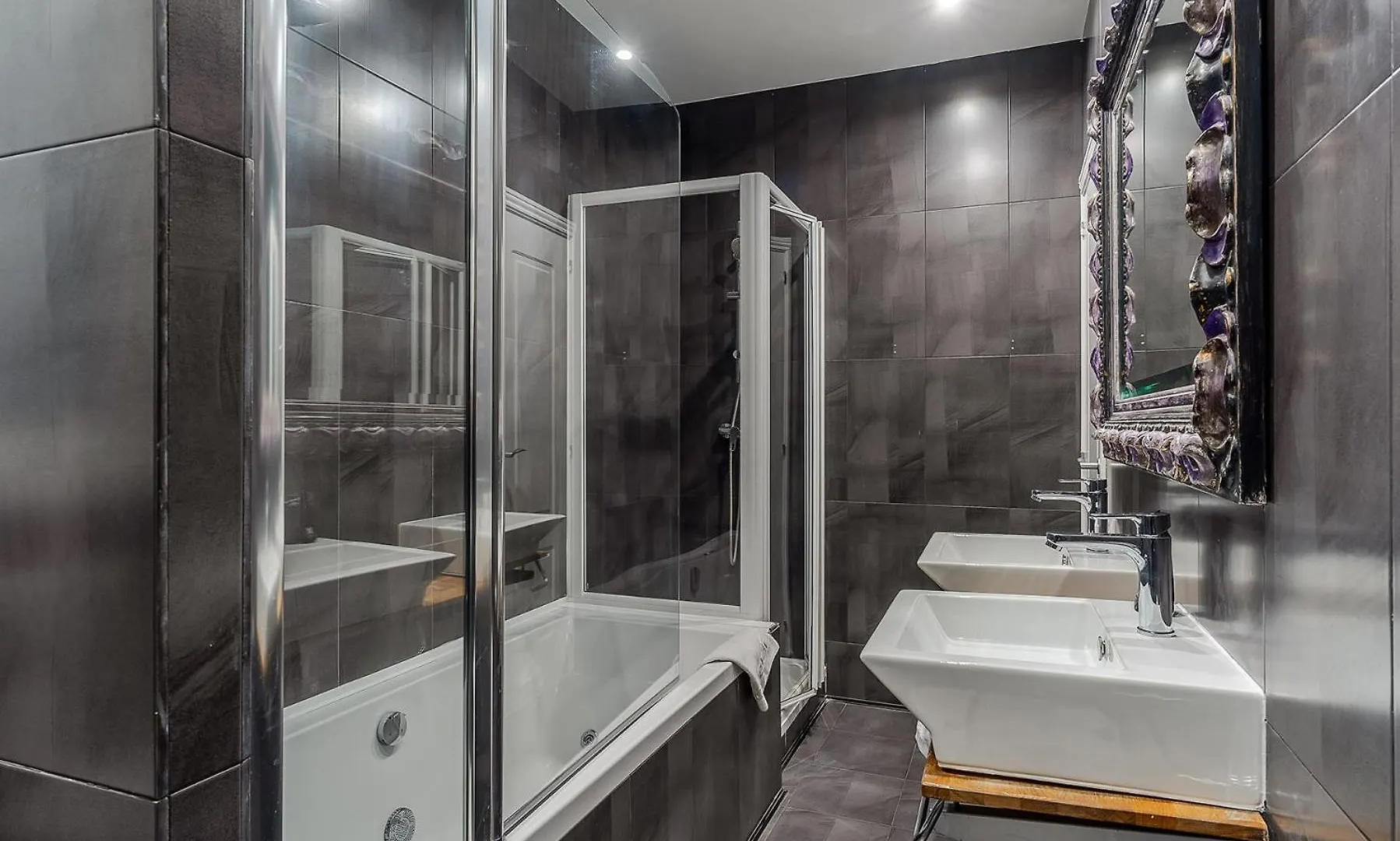 Enjoybcn Tapies Apartment Barcelona Espanha